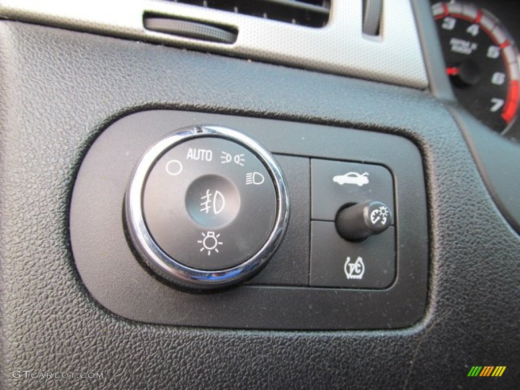 2008 Chevrolet Impala SS Controls Photos