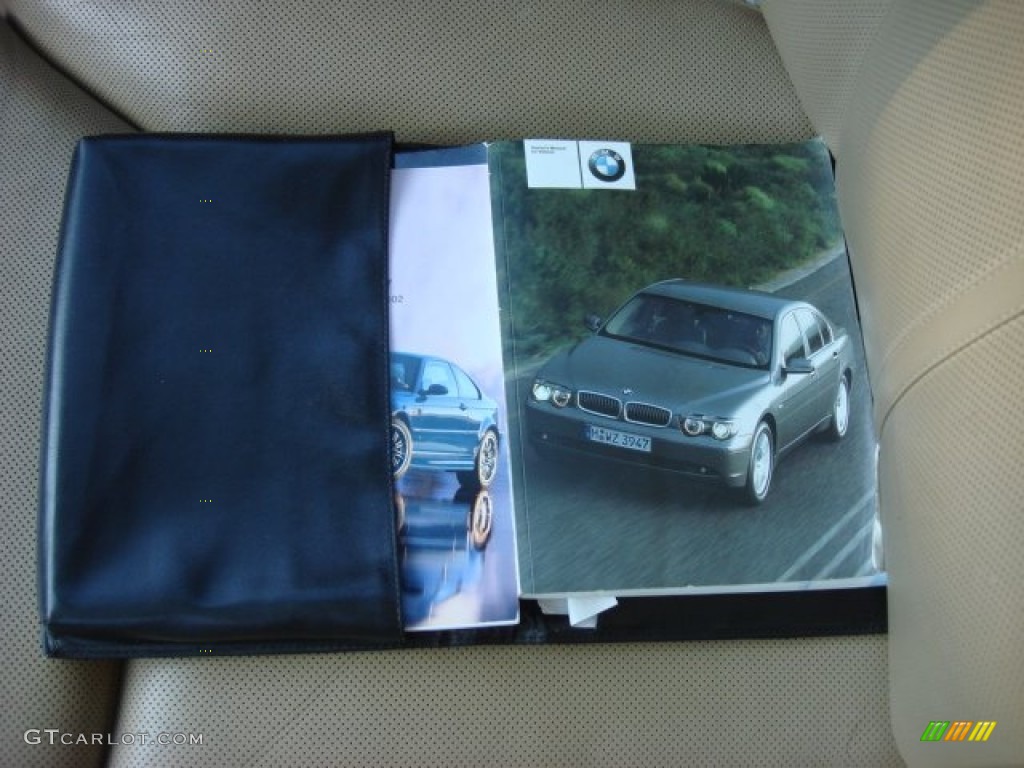 2002 BMW 7 Series 745Li Sedan Books/Manuals Photos