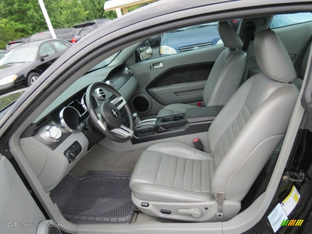 2007 Ford Mustang GT Premium Coupe Front Seat Photo #68738947