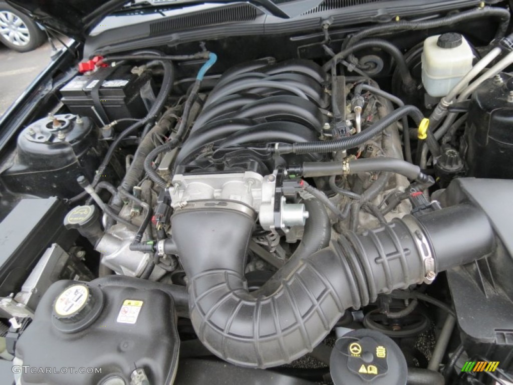 2007 Ford Mustang GT Premium Coupe 4.6 Liter SOHC 24-Valve VVT V8 Engine Photo #68738995