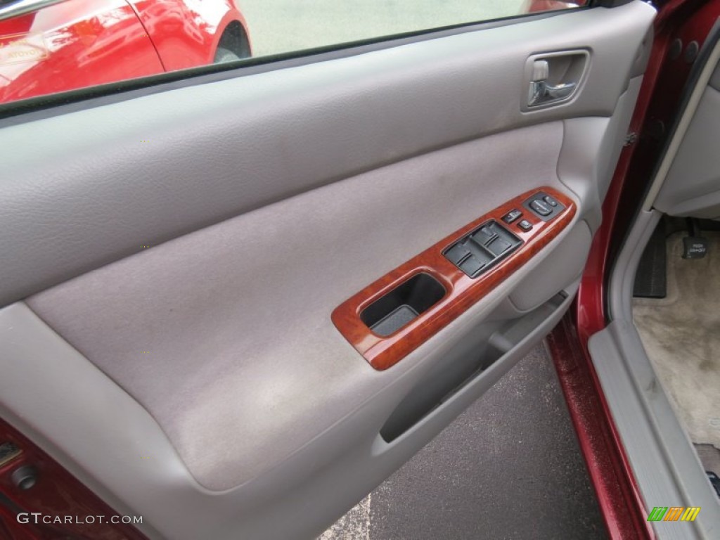 2002 Toyota Camry XLE Stone Door Panel Photo #68739199