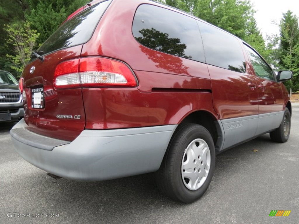 2002 Sienna CE - Vintage Red Pearl / Oak photo #3