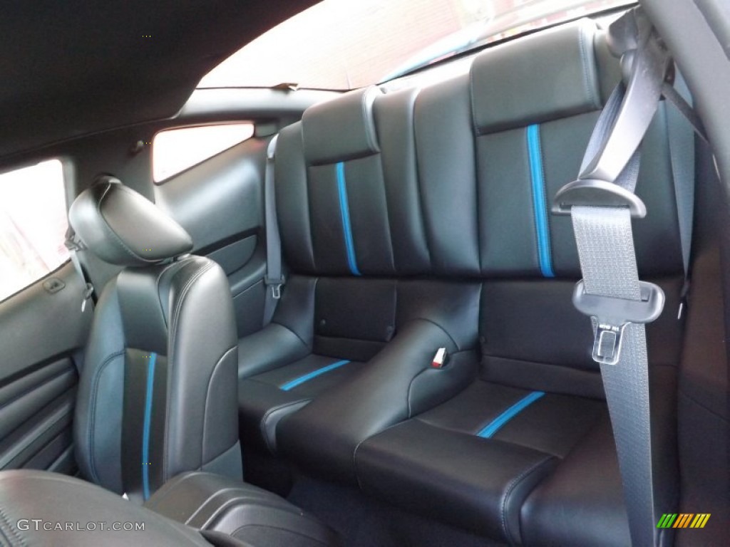 Charcoal Black/Grabber Blue Interior 2010 Ford Mustang GT Premium Coupe Photo #68739993