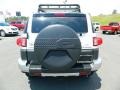 Iceberg White - FJ Cruiser 4WD Photo No. 4