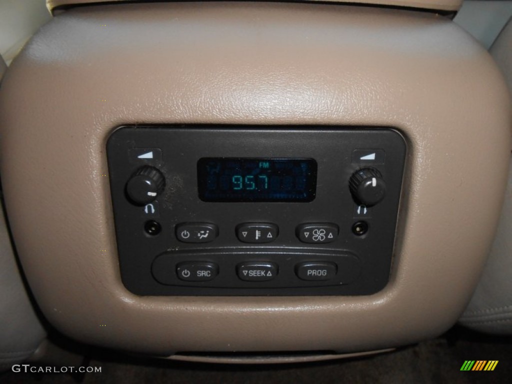 2003 Tahoe LT - Sandalwood Metallic / Tan/Neutral photo #25