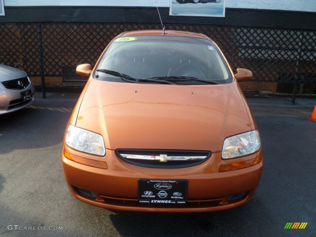2006 Aveo LS Hatchback - Spicy Orange / Charcoal photo #1