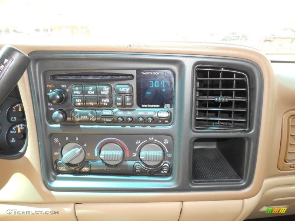 2000 Chevrolet Suburban 2500 LT 4x4 Controls Photo #68742322