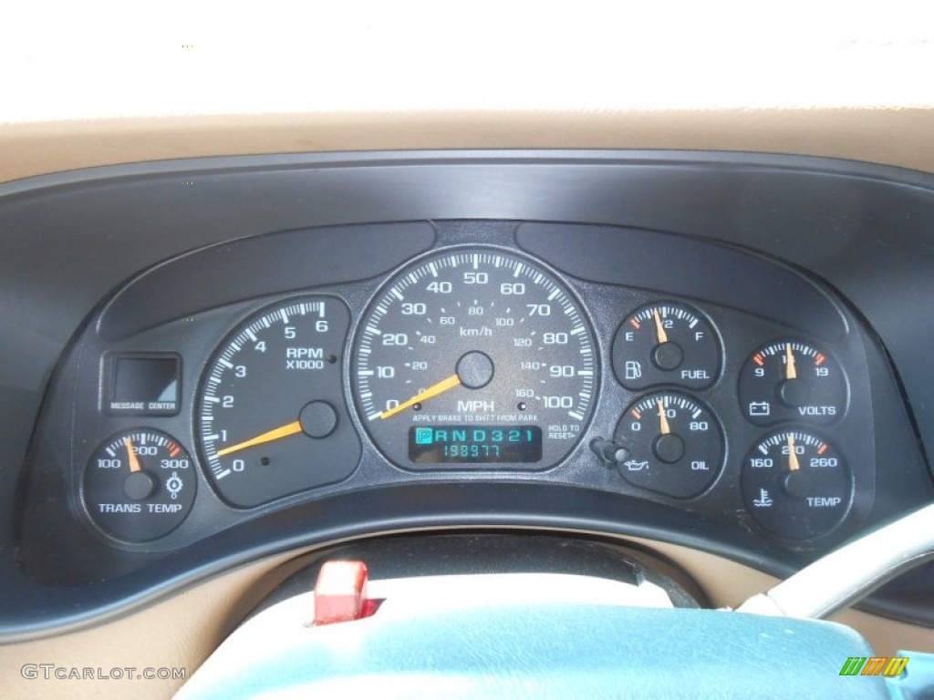 2000 Chevrolet Suburban 2500 LT 4x4 Gauges Photo #68742355
