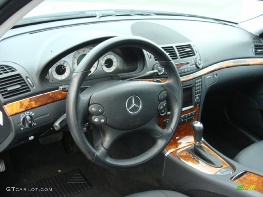 2009 Mercedes-Benz E 550 4Matic Sedan Black Dashboard Photo #68742832