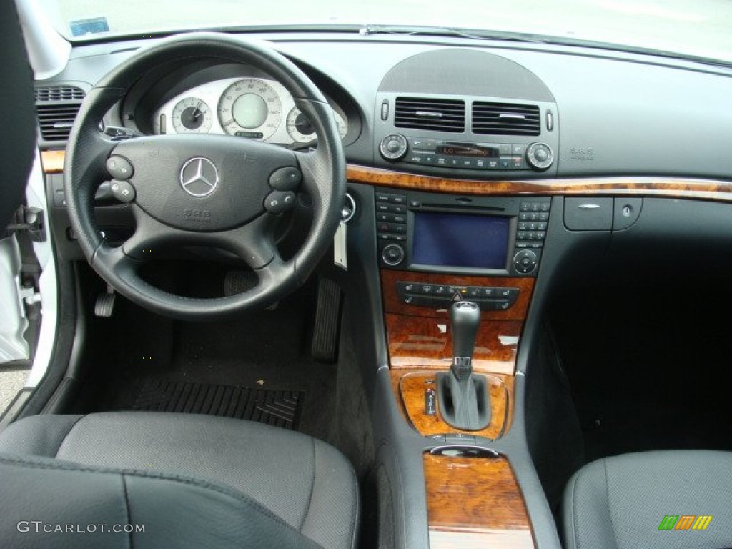 2009 Mercedes-Benz E 550 4Matic Sedan Black Dashboard Photo #68742866
