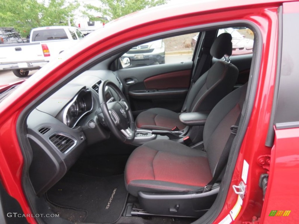 Black/Red Interior 2011 Dodge Avenger Mainstreet Photo #68744338