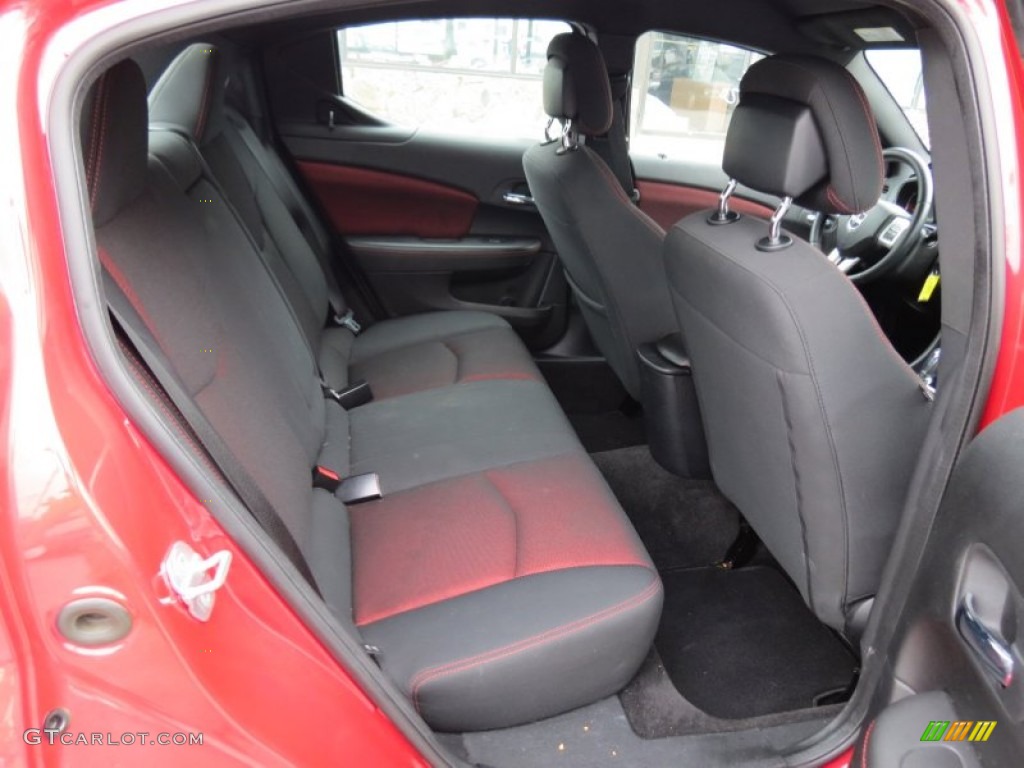 Black/Red Interior 2011 Dodge Avenger Mainstreet Photo #68744372