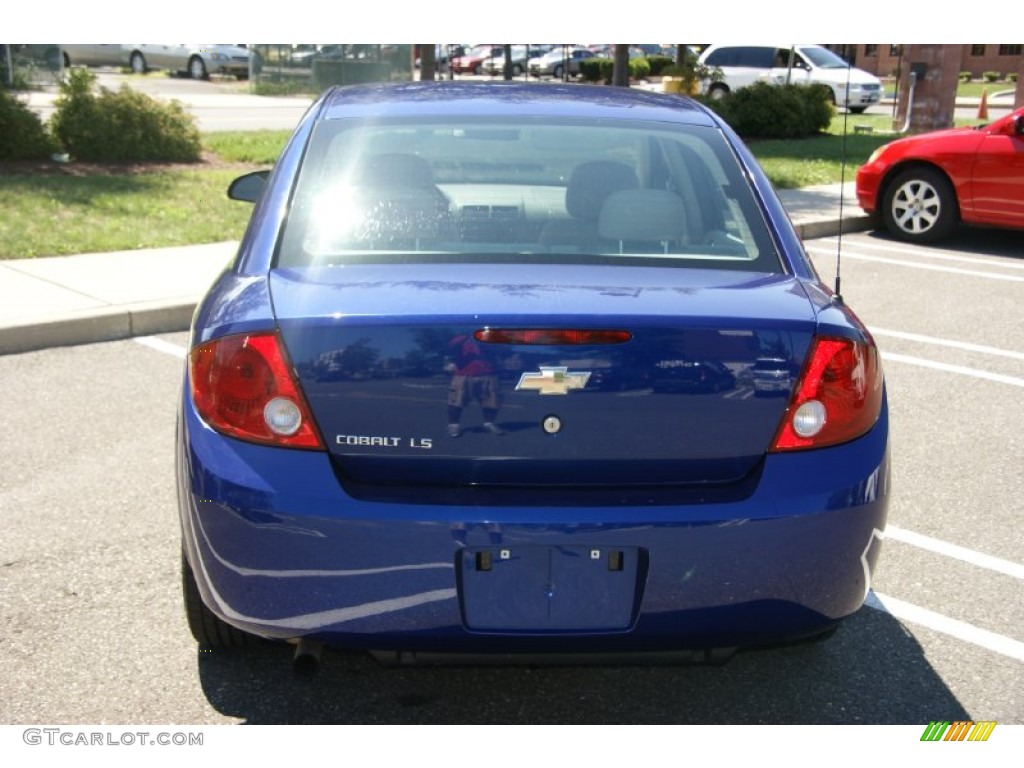 2007 Cobalt LS Sedan - Laser Blue Metallic / Gray photo #6