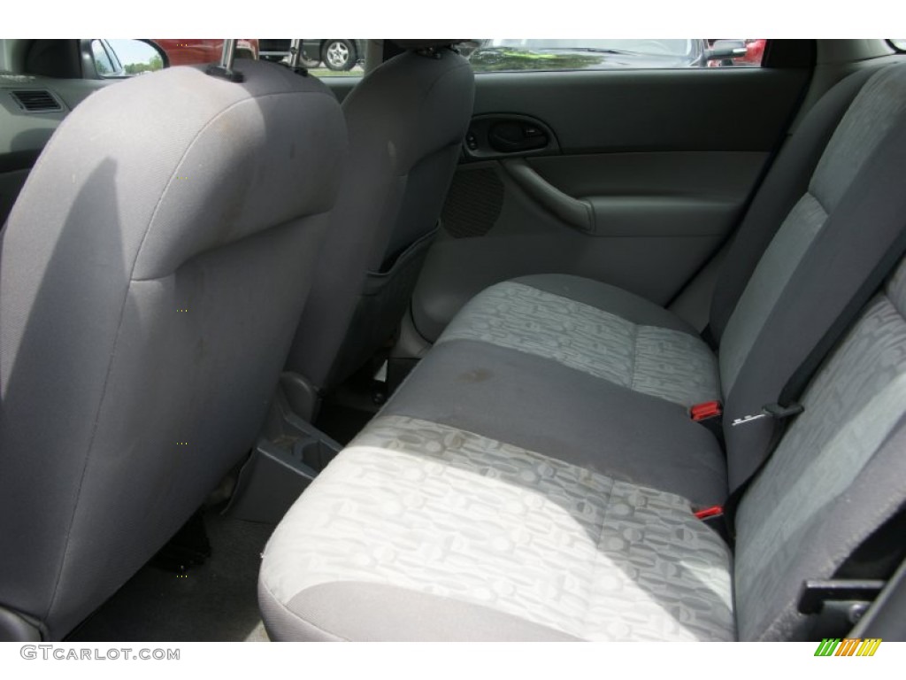 2005 Focus ZXW SES Wagon - Sonic Blue Metallic / Dark Flint/Light Flint photo #13