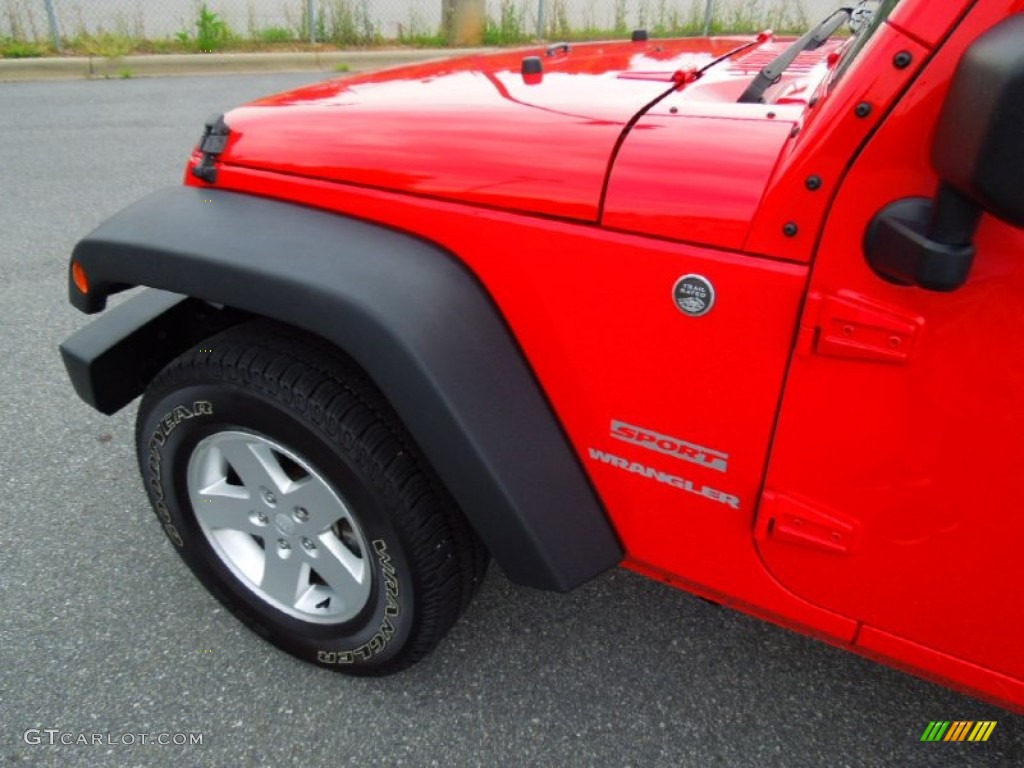 2011 Wrangler Sport S 4x4 - Flame Red / Black photo #7