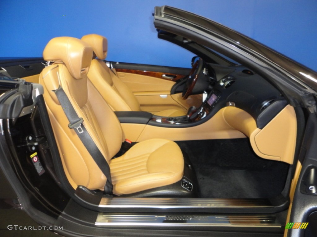 Natural Beige Interior 2011 Mercedes-Benz SL 550 Roadster Photo #68747476