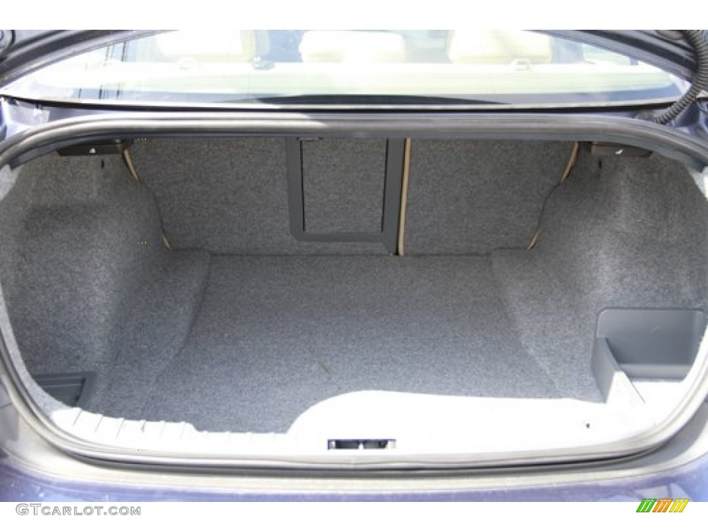 2011 BMW 3 Series 328i xDrive Sedan Trunk Photo #68749064