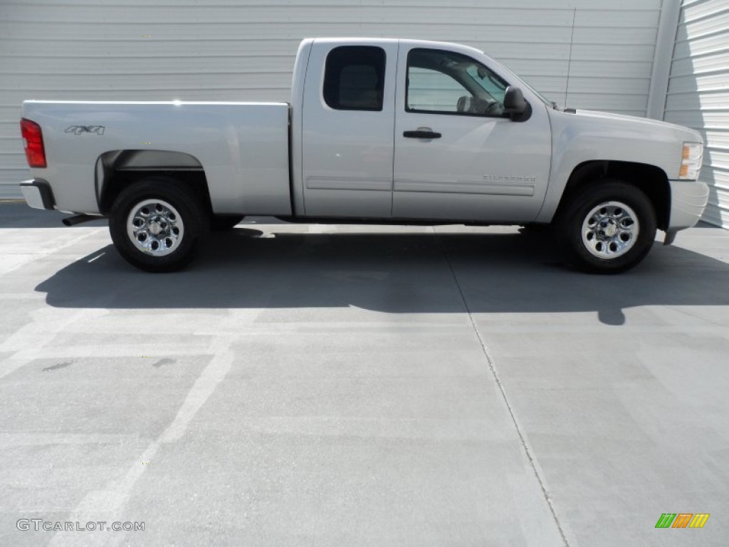 2011 Silverado 1500 LS Extended Cab 4x4 - Sheer Silver Metallic / Dark Titanium photo #2