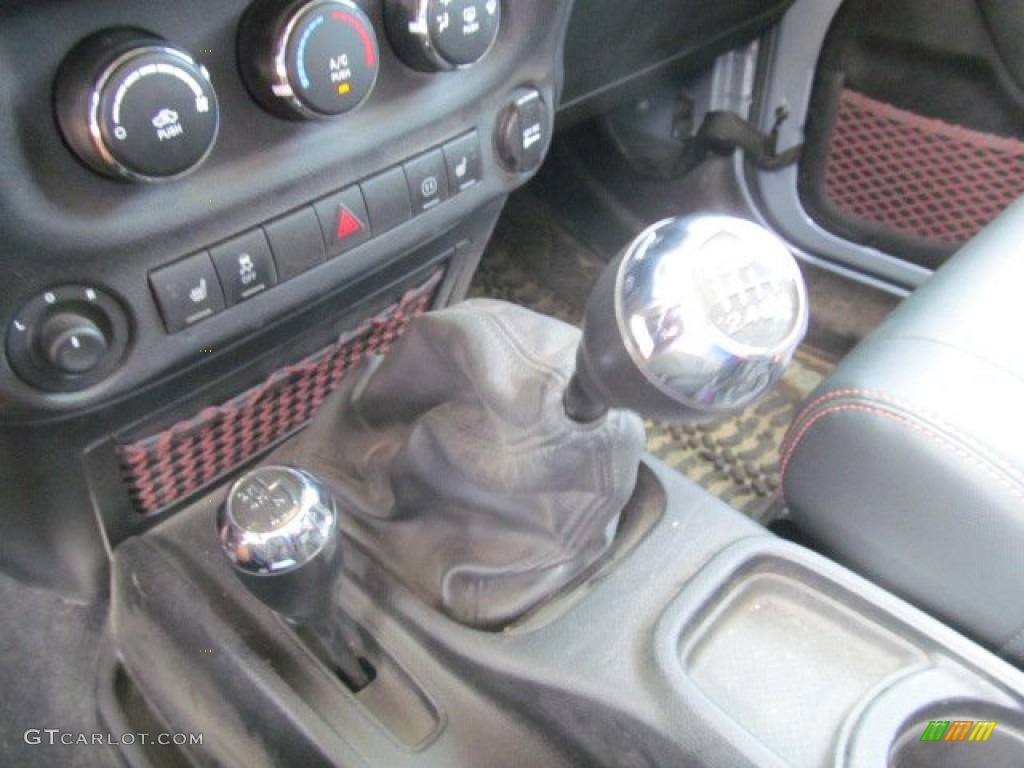 2012 Jeep Wrangler Sahara Arctic Edition 4x4 6 Speed Manual Transmission Photo #68752821