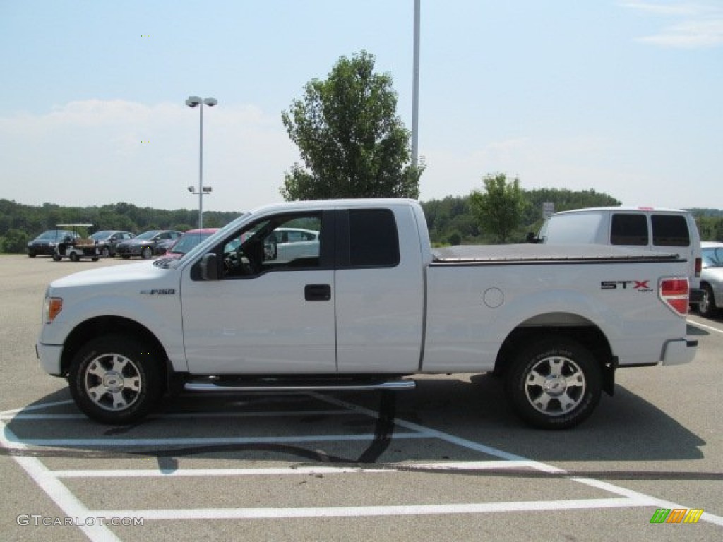 2010 F150 STX SuperCab 4x4 - Oxford White / Medium Stone photo #7