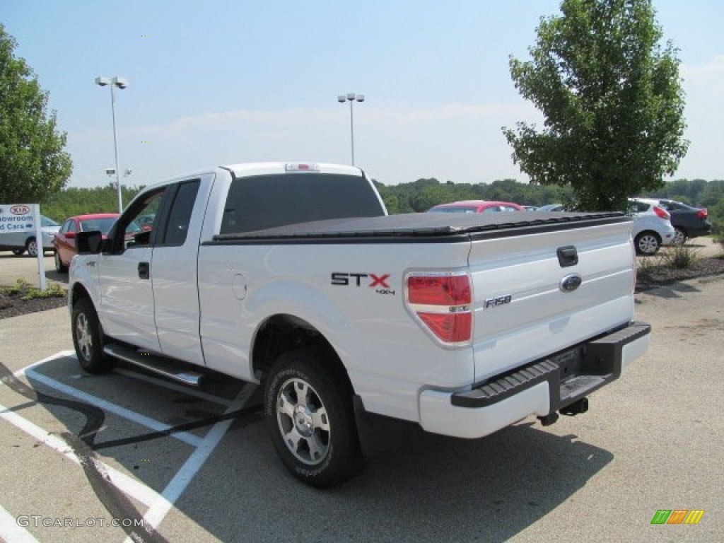 2010 F150 STX SuperCab 4x4 - Oxford White / Medium Stone photo #8