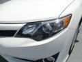 Super White - Camry SE Photo No. 8