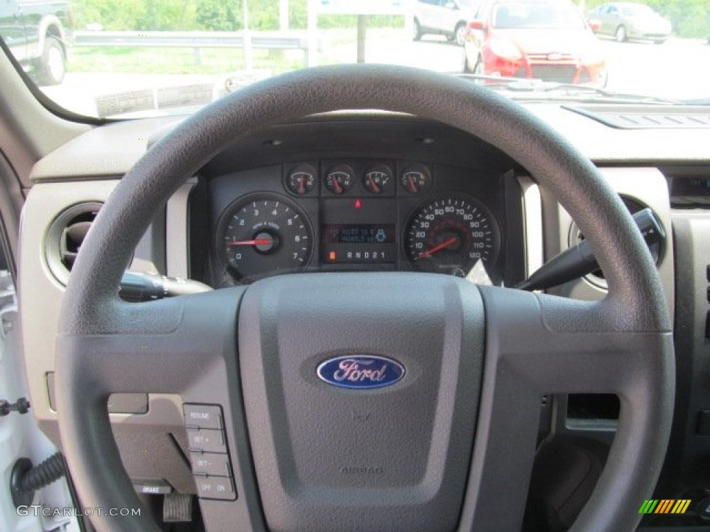 2010 F150 STX SuperCab 4x4 - Oxford White / Medium Stone photo #21