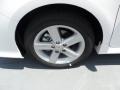 Super White - Camry SE Photo No. 10