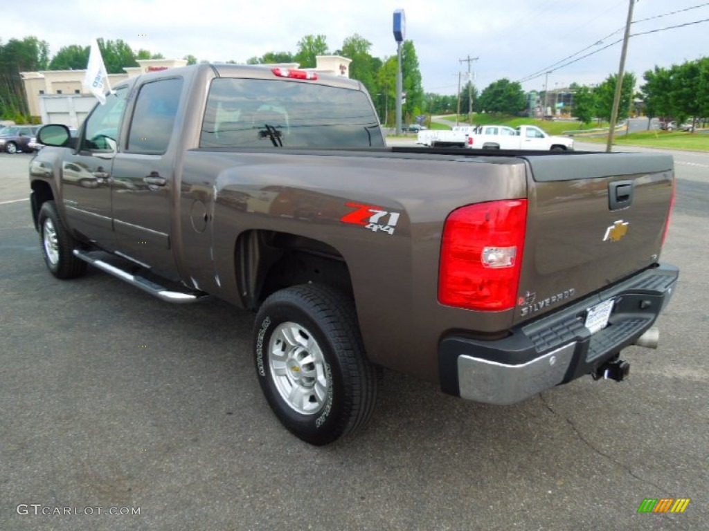 2007 Silverado 2500HD LTZ Crew Cab 4x4 - Desert Brown Metallic / Light Cashmere/Ebony photo #5