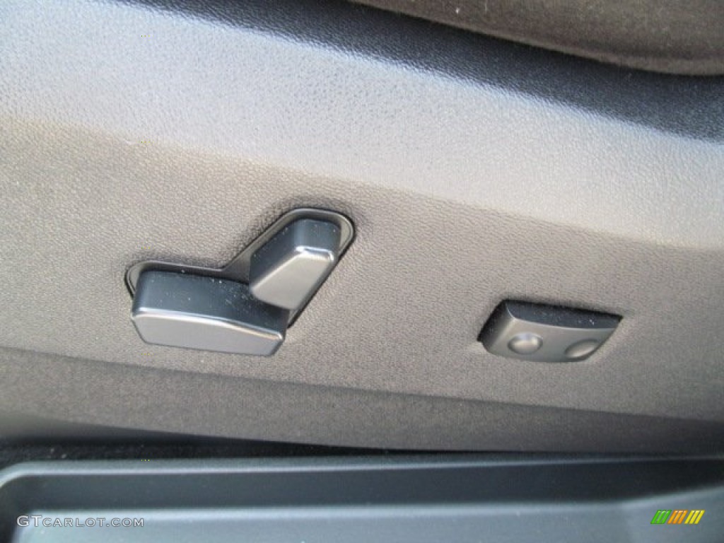 2012 Grand Caravan Crew - Bright Silver Metallic / Black/Light Graystone photo #13