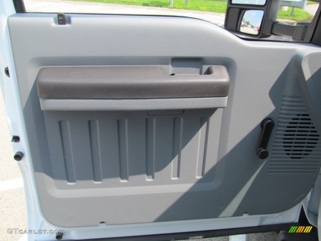 2012 Ford F550 Super Duty XL Crew Cab 4x4 Commercial Utility Door Panel Photos