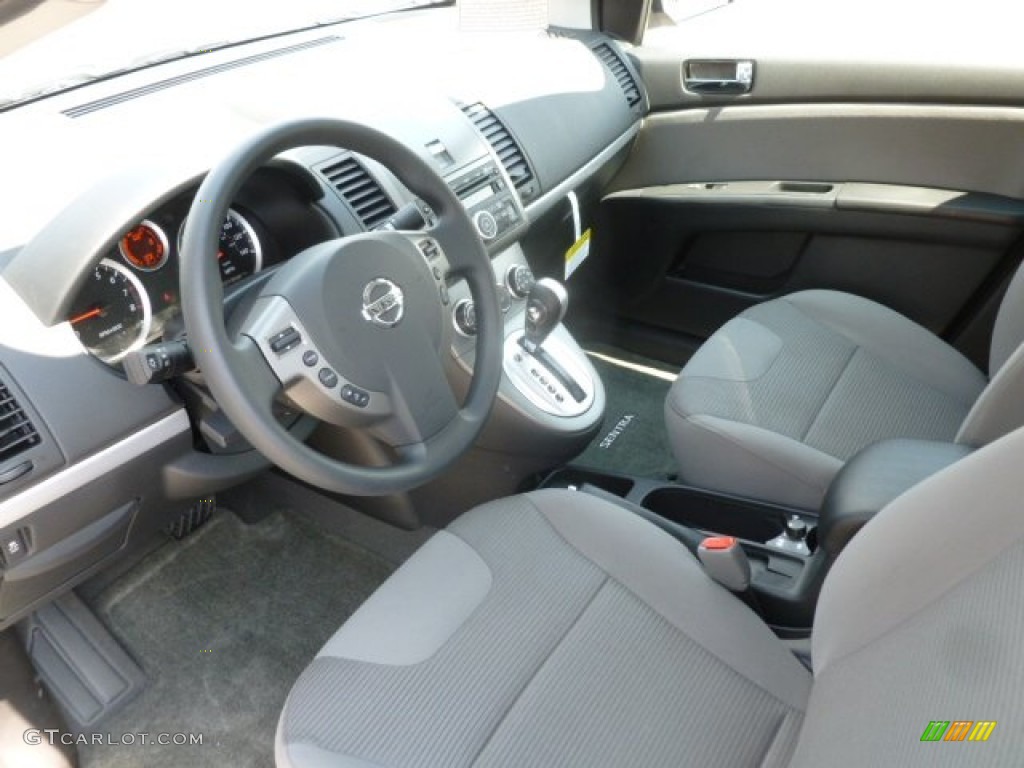 2012 Sentra 2.0 S - Super Black / Beige photo #16