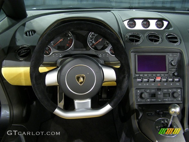 2007 Lamborghini Gallardo Spyder Black/Yellow Steering Wheel Photo #68760