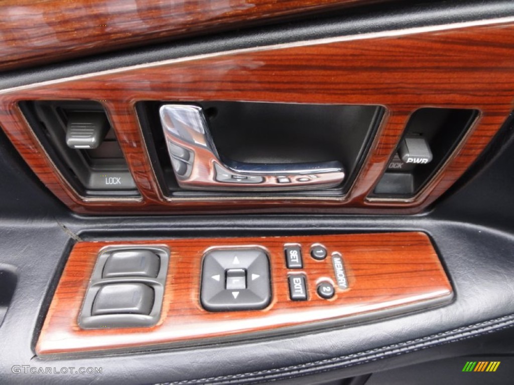 2002 Cadillac Eldorado ESC Controls Photo #68759002