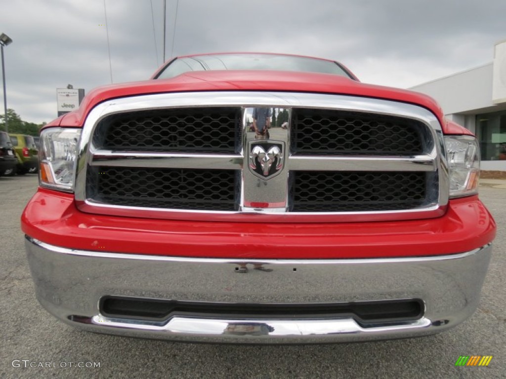 2011 Ram 1500 SLT Quad Cab - Flame Red / Dark Slate Gray/Medium Graystone photo #2