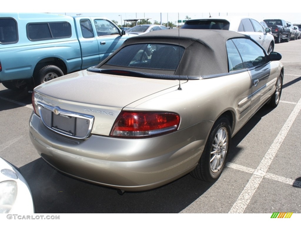 2006 Sebring Touring Convertible - Linen Gold Metallic Pearl / Dark Slate Gray photo #2