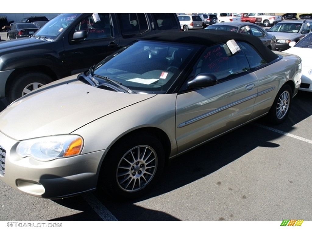 2006 Sebring Touring Convertible - Linen Gold Metallic Pearl / Dark Slate Gray photo #4