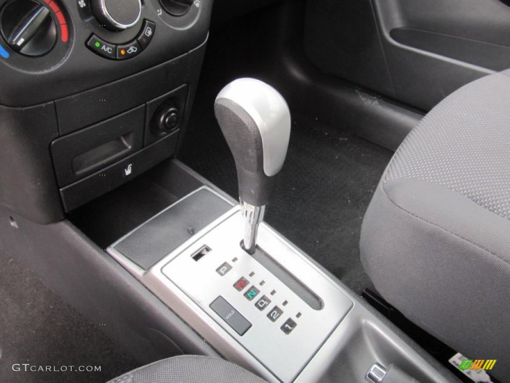 2010 Aveo LT Sedan - Summer Yellow / Charcoal photo #13
