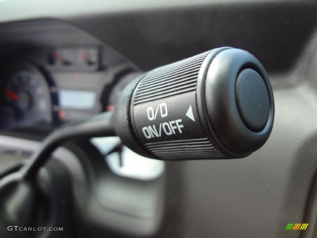 2012 Ford E Series Van E250 Extended Cargo 4 Speed Automatic Transmission Photo #68762479