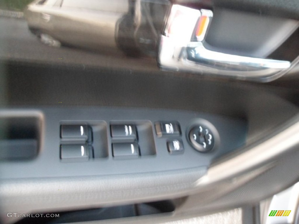 2011 Sorento EX V6 AWD - Titanium Silver / Black photo #12