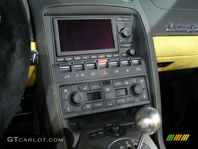 2007 Lamborghini Gallardo Spyder Controls Photo #68766