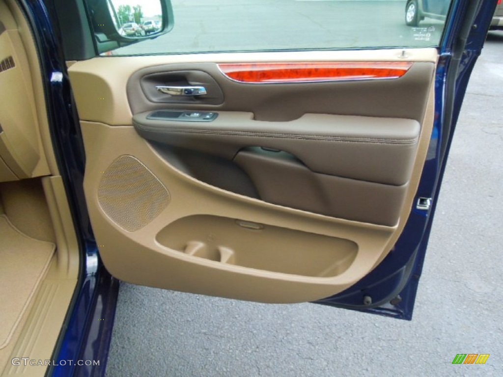 2012 Chrysler Town & Country Touring - L Dark Frost Beige/Medium Frost Beige Door Panel Photo #68766454