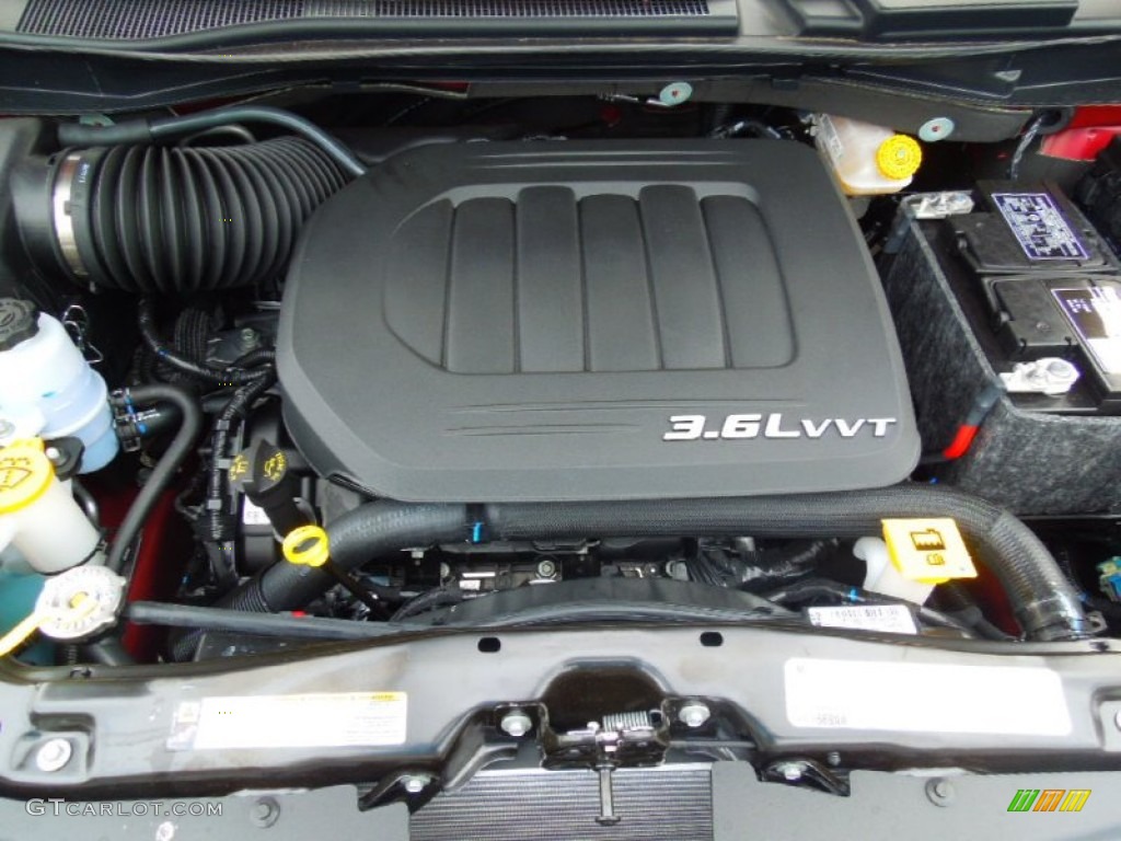 2012 Chrysler Town & Country Touring 3.6 Liter DOHC 24-Valve VVT Pentastar V6 Engine Photo #68766604