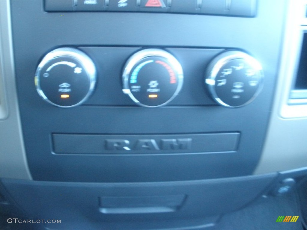 2012 Ram 1500 Express Crew Cab - Bright Silver Metallic / Dark Slate Gray/Medium Graystone photo #26