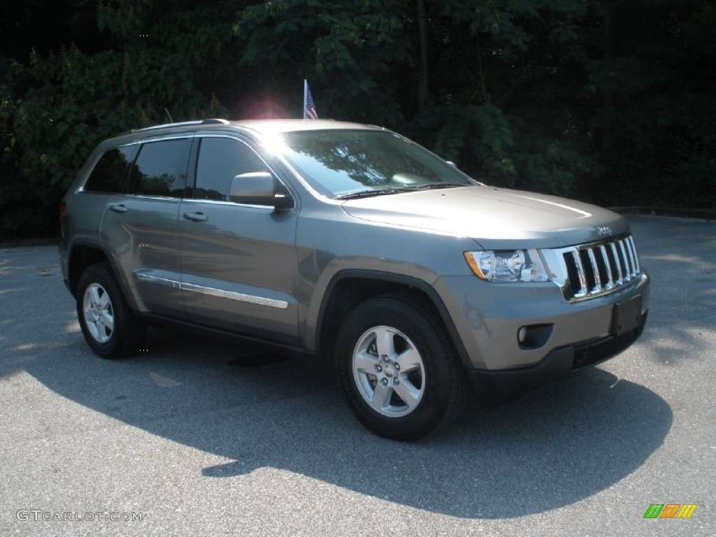 2012 Grand Cherokee Laredo X Package 4x4 - Mineral Gray Metallic / Black photo #1