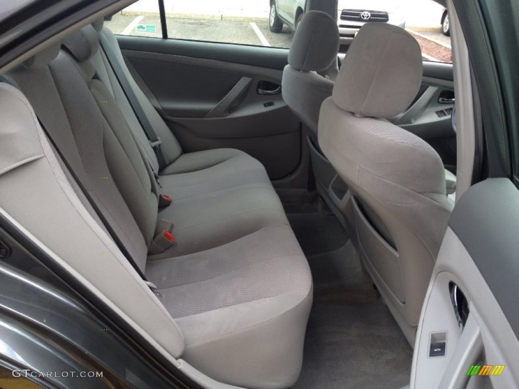 2010 Camry LE - Magnetic Gray Metallic / Ash Gray photo #22