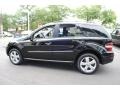 Black - ML 350 4Matic Photo No. 3