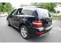 Black - ML 350 4Matic Photo No. 4