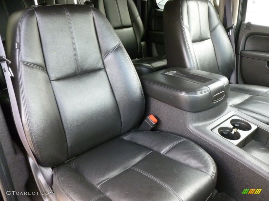Ebony Interior 2011 Chevrolet Suburban Z71 4x4 Photo #68785163