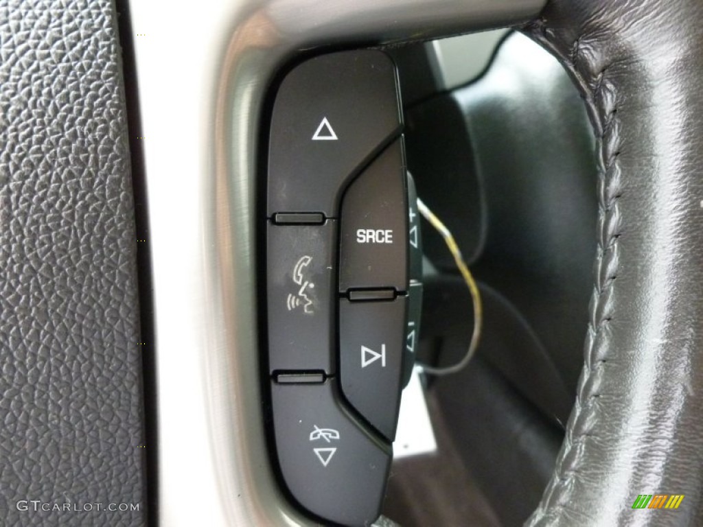 2011 Chevrolet Suburban Z71 4x4 Controls Photo #68785283
